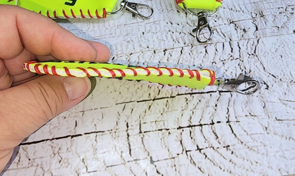 Personalized Softball Bag Tag: Double-Sided Player ID Clip